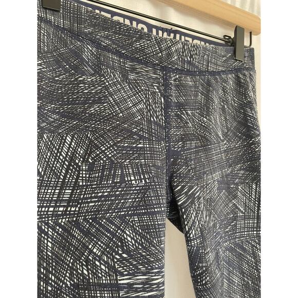 Under Armour Charged Cotton Leggings Blue and White Print Women's Small *Read - Picture 3 of 7